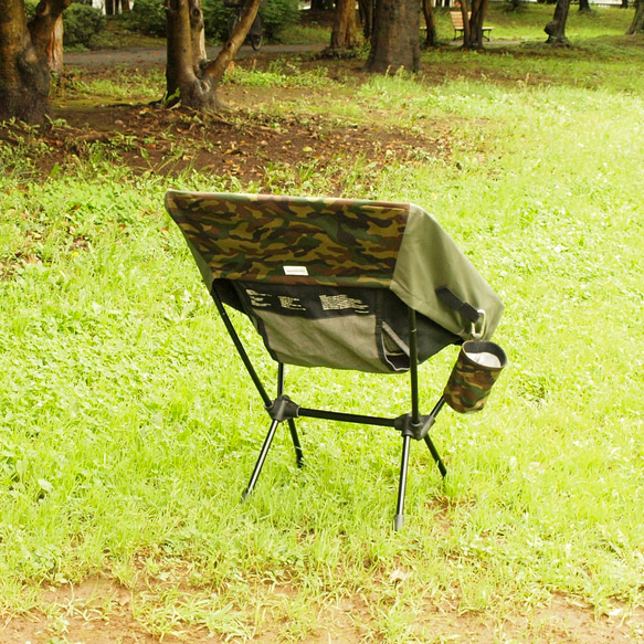 キャンプ用コンパクトチェアカバー 迷彩×アーミーグリーン 4枚目の画像