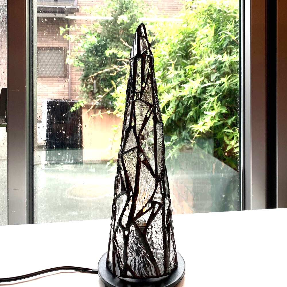 クリア系のシックなツリー　　ステンドグラス