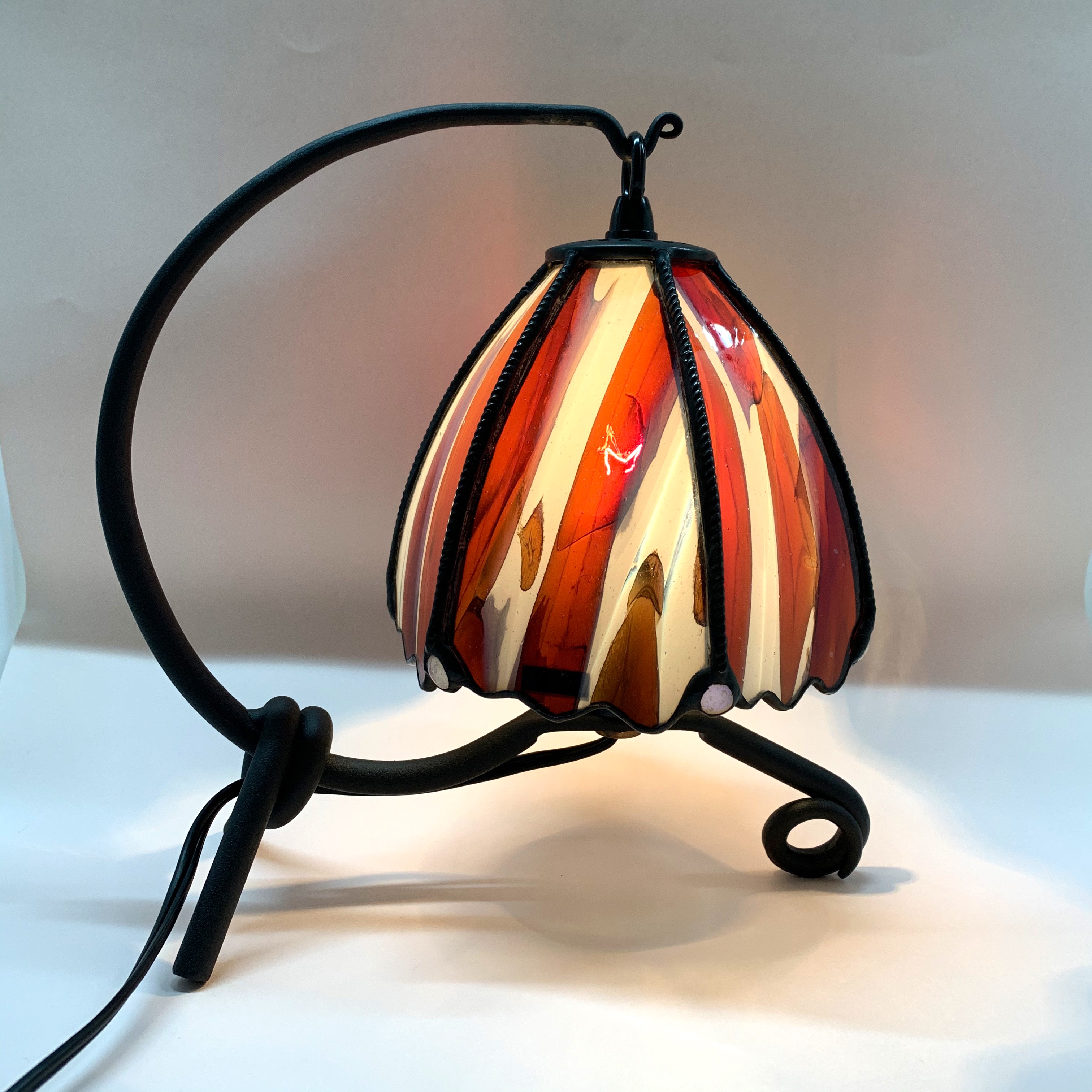 アンティークガラスのランプ　ステンドグラス