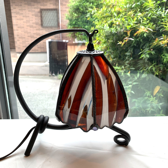アンティークガラスのランプ　ステンドグラス 6枚目の画像