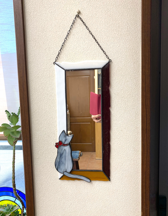 猫の居る鏡 1枚目の画像