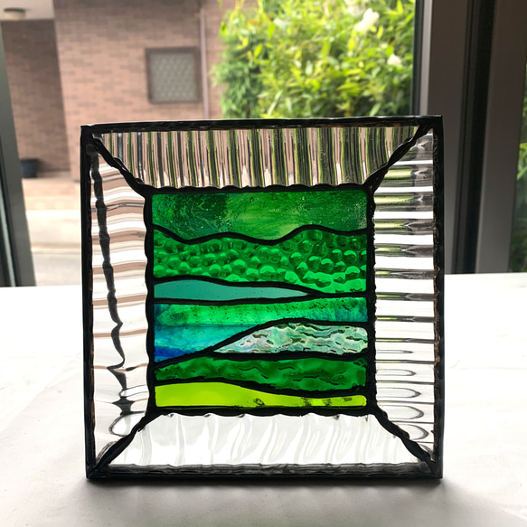 深緑を映す湖　ステンドグラス　絵画シリーズ　自立式 1枚目の画像