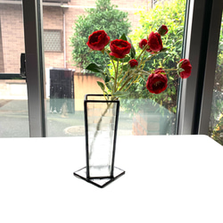 レトロモダンなガラスの花入れ　花瓶　ステンドグラス 7枚目の画像