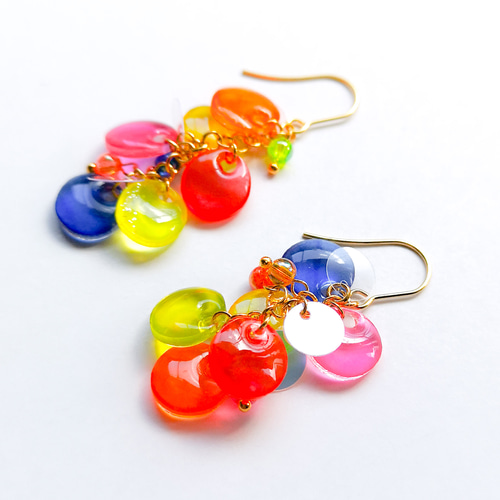 受注製作*ネオンカラーのつぶつぶゆらゆらピアス/イヤリング ピアス