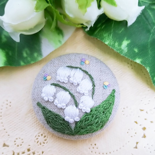 手刺繍ブローチ・ヘアゴム《子鈴蘭》×リネン すずらん スズラン くるみ  