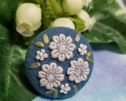 はるちゃん様 専用 ビーズ 刺繍 ブローチ ハンドメイド