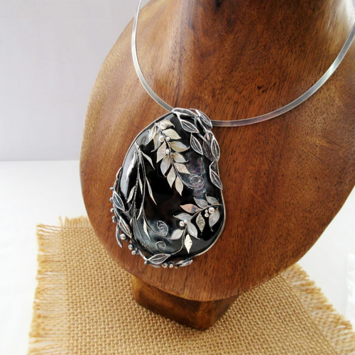 ブローチ -そよぎ-（ペンダント兼用）｜京七宝銀有線／彫金七宝