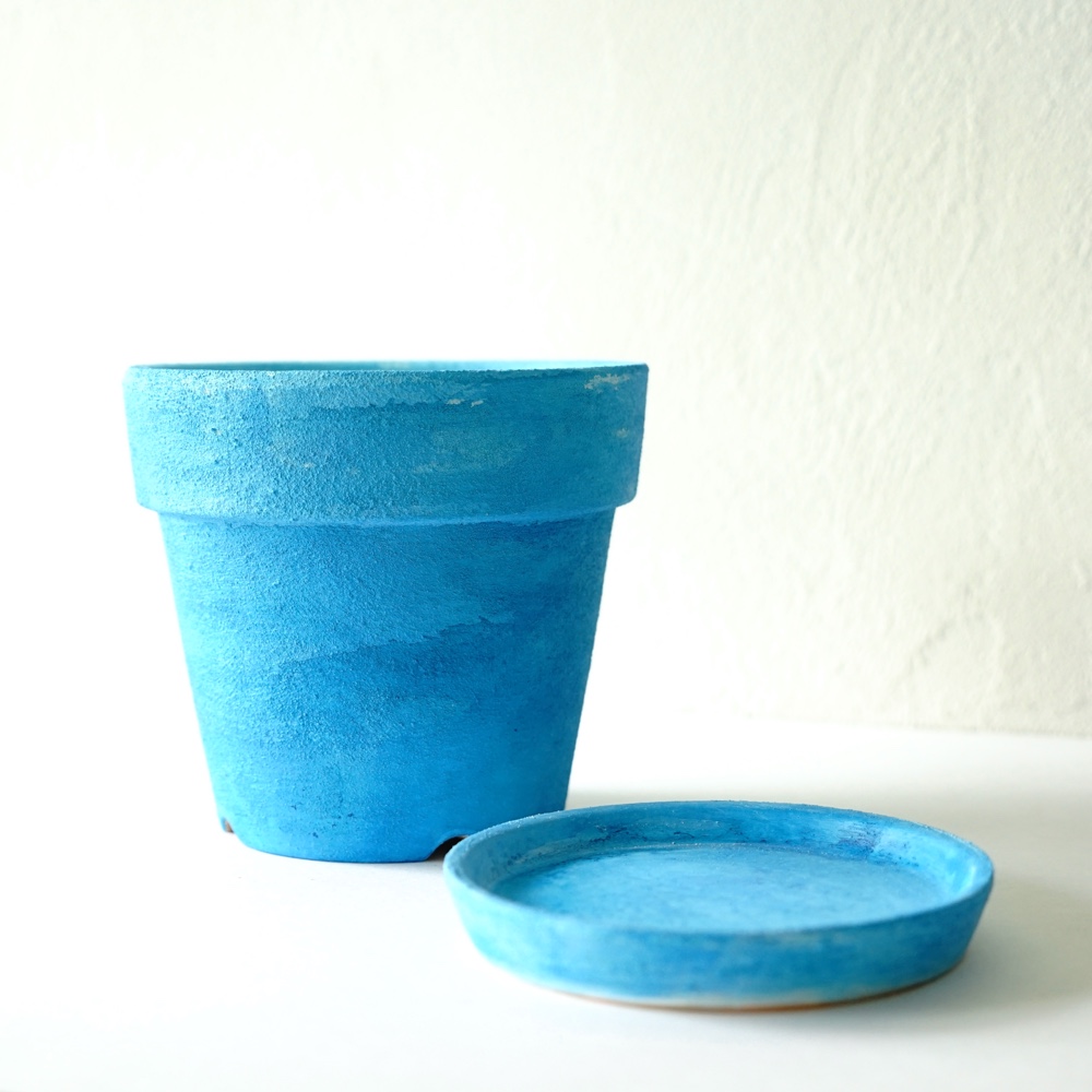 涼しげなソーダブルーの植木鉢　リム型ポットL＋トレイ 爽やかブルーインテリア