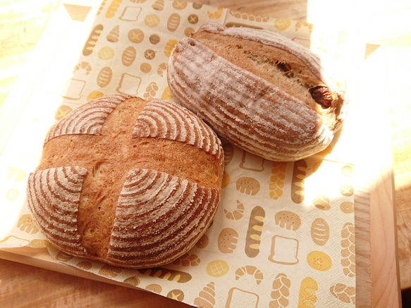 金太郎飴みたいなパン　＜デコ食パン＆イチジクとクルミのカンパーニュ＞ 4枚目の画像