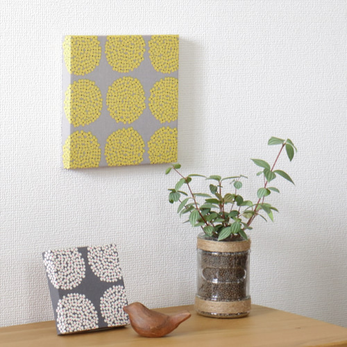 20×20cmちいさなファブリックパネル［ フラワーサークル ］イエロー