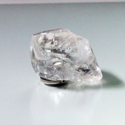 四月の誕生石　水晶原石のマグネット　  １ 2枚目の画像