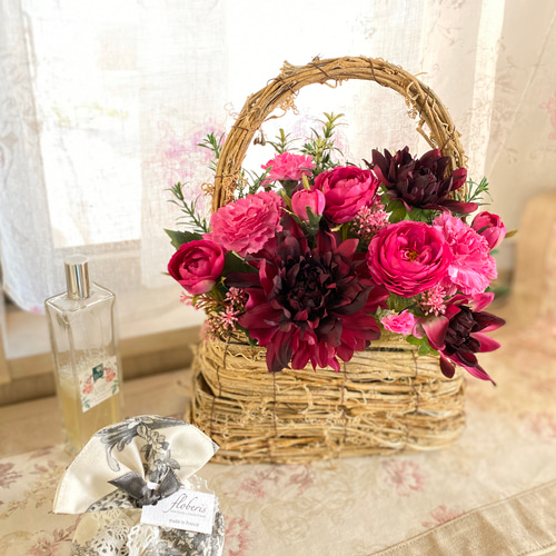 アーティフィシャルフラワーアレンジ【ダリア&カーネーション&薔薇