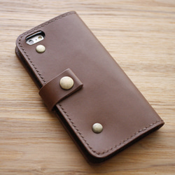 【免費送貨】栃木皮革iPhone 6 / 6s（4.7英寸）案例手冊型真皮手工縫製日本製黑色/摩卡 第1張的照片