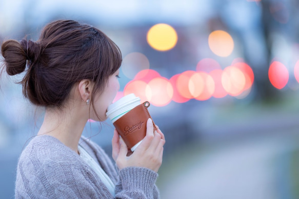 マイスリーブをもって街に出よう♪ 栃木レザーのカフェスリーブ　コーヒースリーブ カップスリーブ ■トール･グランデ用 1枚目の画像