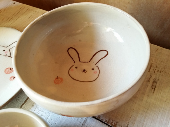 子供食器　ウサギ 1枚目の画像