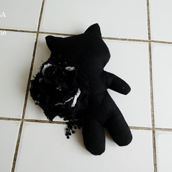 リネンコサージュBK＆黒猫 1枚目の画像