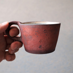 あかい土のカップ＆ソーサ― 2枚目の画像