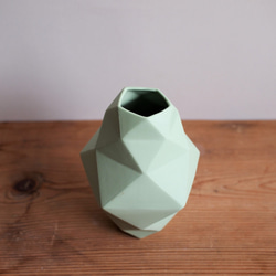 摺紙花瓶（石灰） 第4張的照片