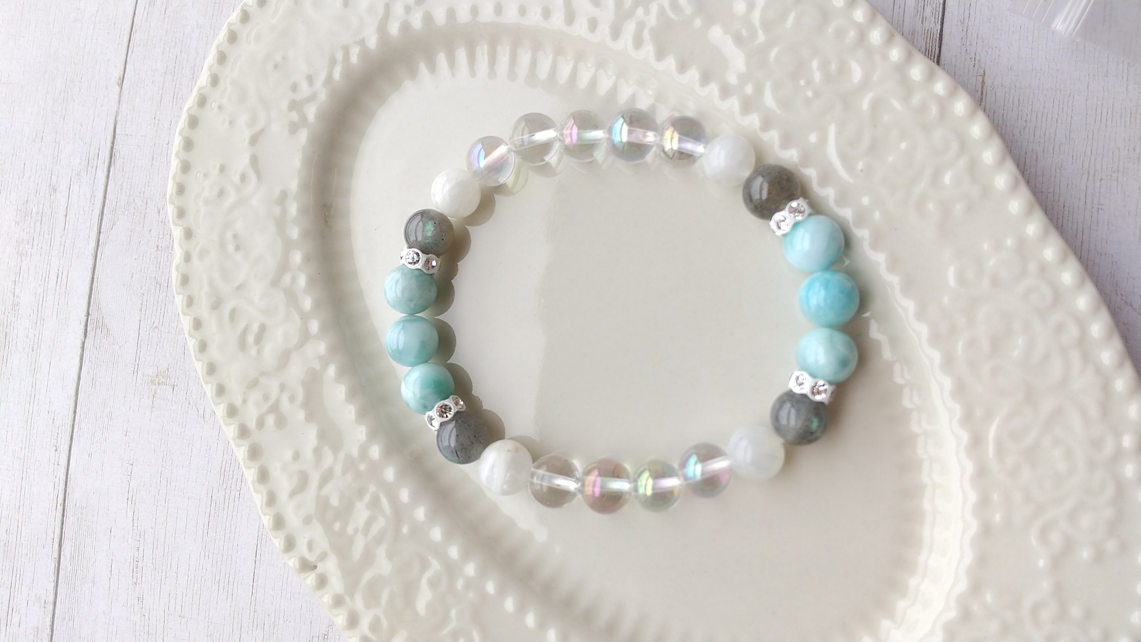 心身のリラックス、平和、安らぎを求める方のブレスレット