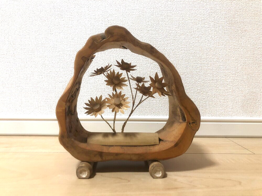 木製インテリア 竹と花の彫刻
