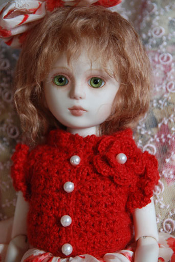 赤いカーネーション　オールビスク球体関節人形 2枚目の画像