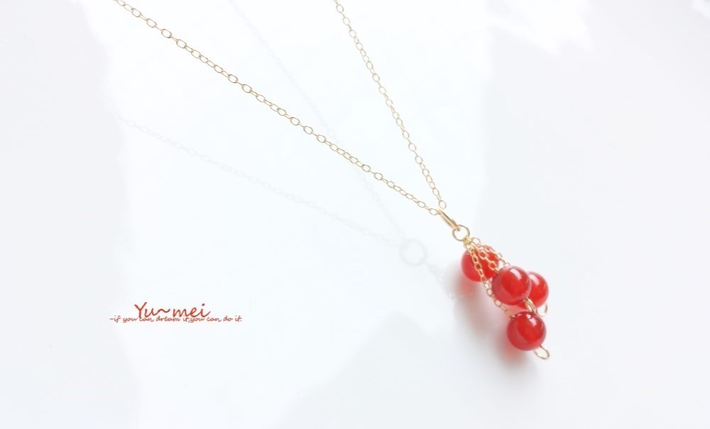 14kgf 茱萸の実のネックレス        Ω