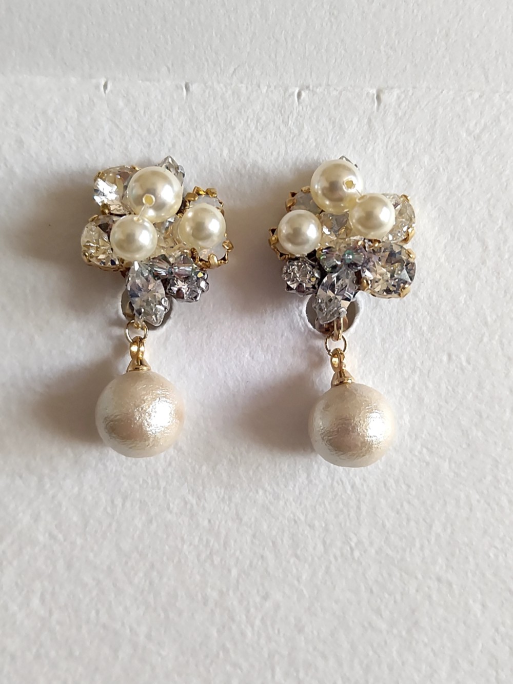 パール＆ビジューイヤリング　(SWP-201)：ブライダル・ウェディング　華やか  和装に合う 花