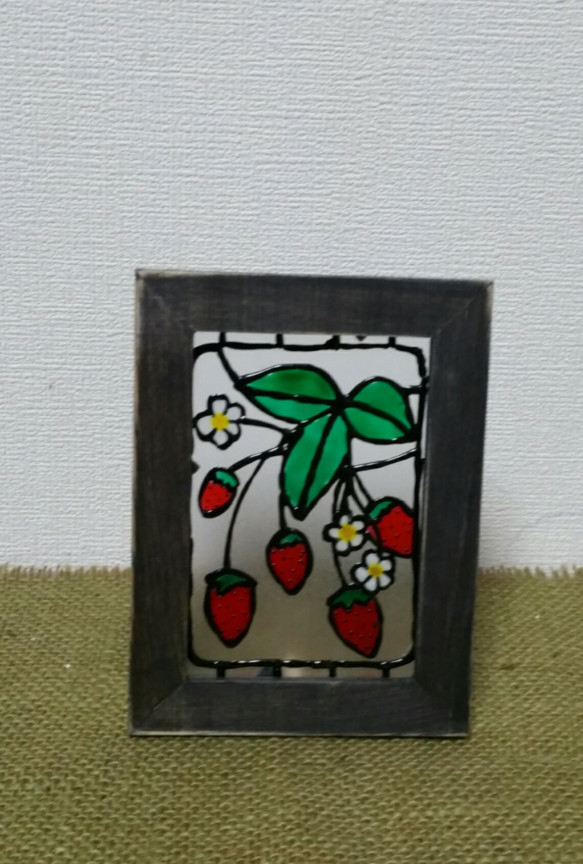 彩繪玻璃★★草莓室板 第1張的照片