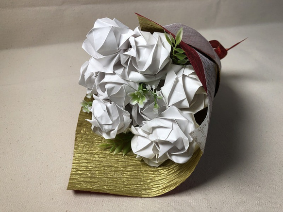 折り紙 バラの花束 10本ずつ ブーケ レッド ホワイト 赤 白 セット 2枚目の画像