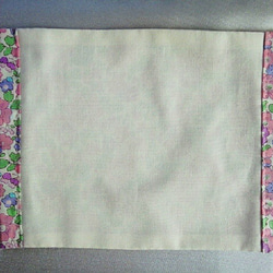リバティプリント使用　Betsy縮小（ベッツィ ミニタイプ）　ピンクパープル　　ふんわりギャザーマスク　No.130 3枚目の画像