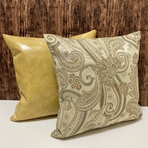 上品なペイズリー柄 ベージュクッションカバー 45×45㎝ ファスナー付