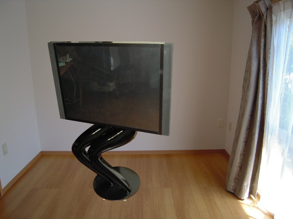 lemina 01  テレビスタンド　ピアノブラック 29,250円