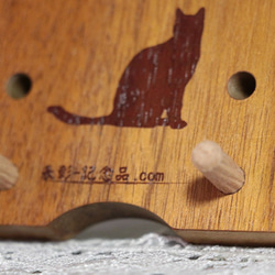 木製スマホスタンド／チーク　【猫の手】 5枚目の画像