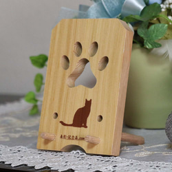 木製スマホスタンド／杉　【猫の手】 1枚目の画像