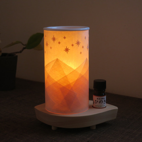 吉野ひのきアロマライト「山＋星」 吉野ひのきペンダントライト「山＋星」 直径28cm,高さ25cm 【ご