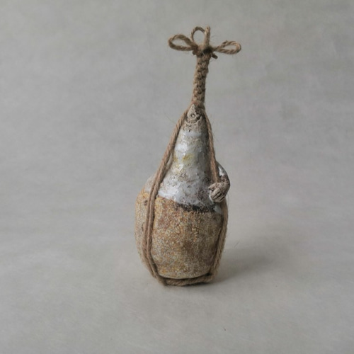 苔むした古い宝珠・関守石・オブジェ HAZAI SEKIMORIISHI@ISESHIMA