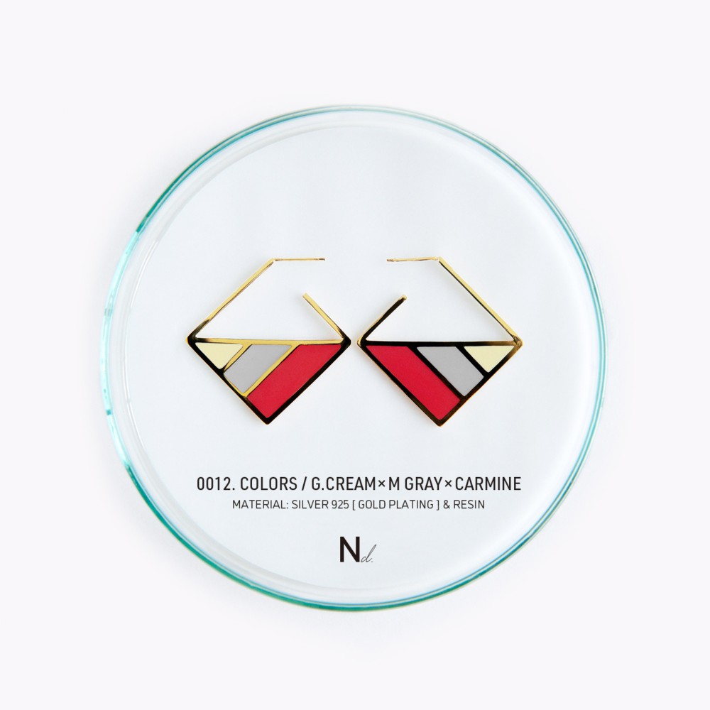 0012. COLORS / G.CREAM×MOON GRAY×CARMINE