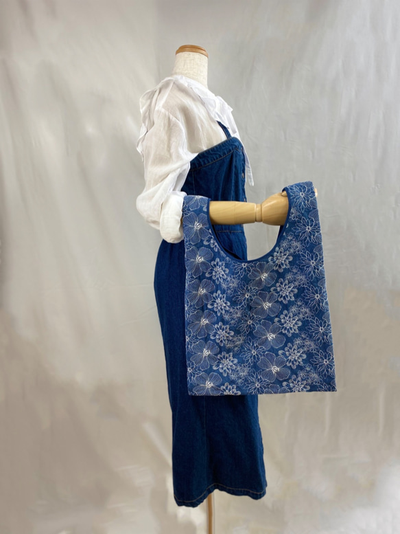 再販【折りたためる】デニム　刺繍　エコ　バッグ　サブ　収納可能　一体型内ポケット付　ネイビー　ブルー 9枚目の画像