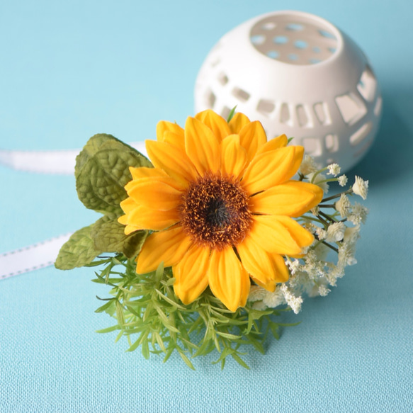 《送料無料 !》ひまわりとカスミ草♪ミニ花束＊コロリン器付＊Creema限定 3枚目の画像