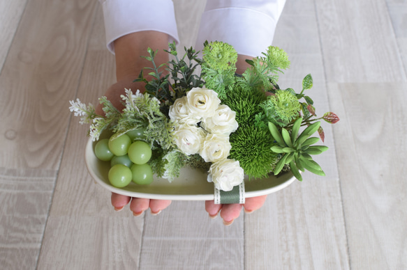 水やり無しの寄せ植え フルーツプレートアレンジ【完成品】《マスカット》《いちご》《オレンジ》新築祝い  プチギフト 2枚目の画像