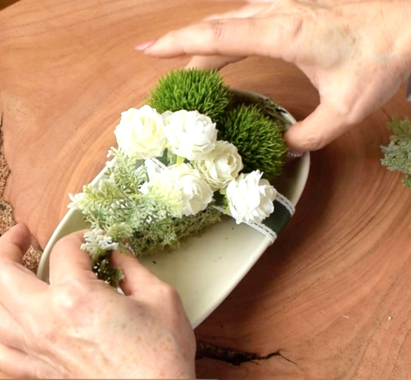 花教室が作った♪  大人の花キット【レッスン動画付き】プレートアレンジ(オレンジと多肉植物)☆送料無料☆ 7枚目の画像