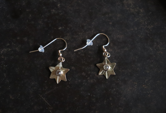 Star earrings (ピアス) 3枚目の画像