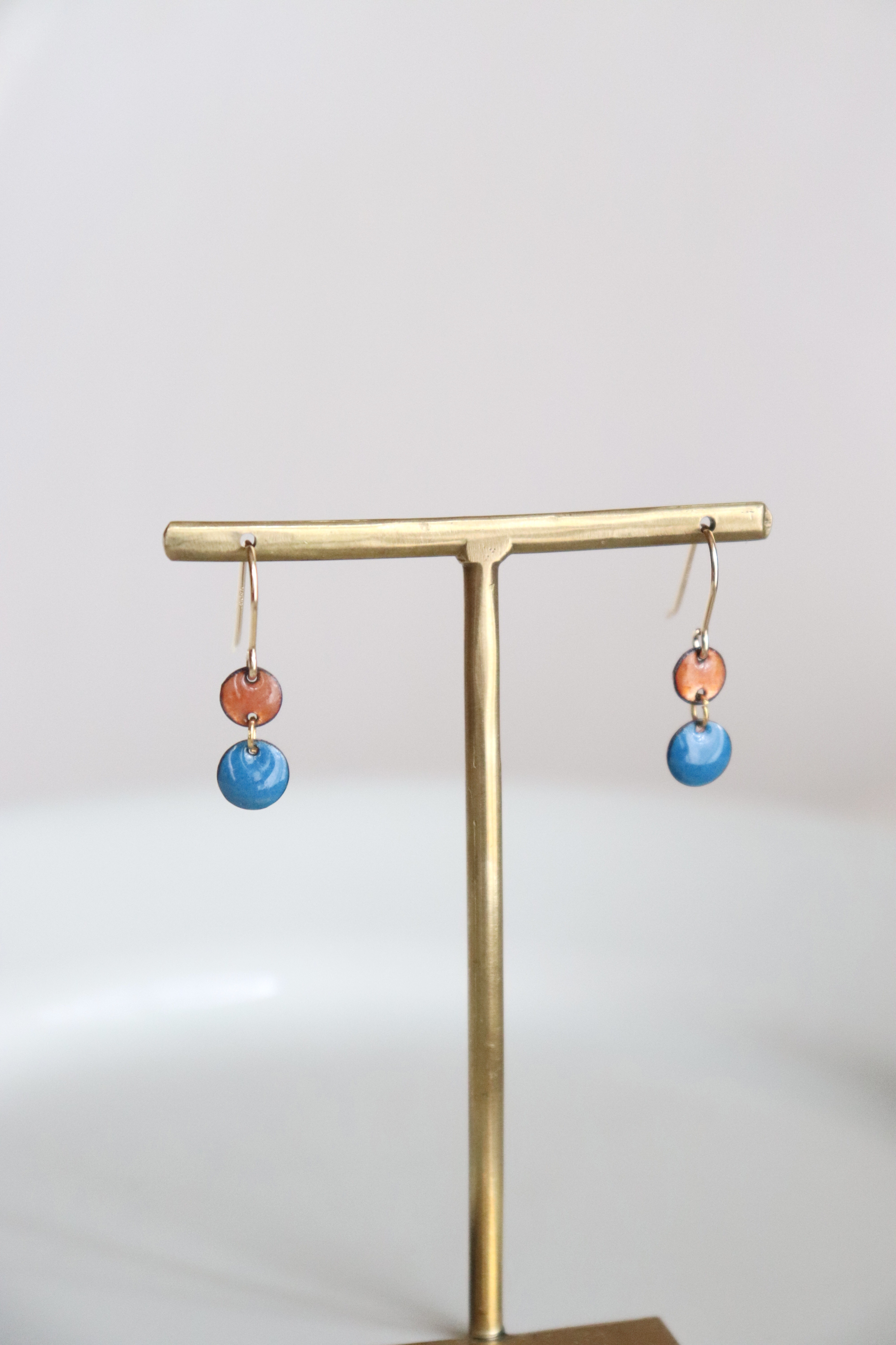 petit earrings (orange blue)