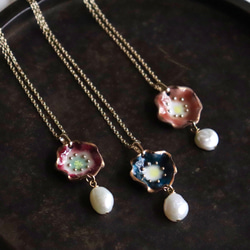 Flower pearl necklace (ネイビー)七宝焼き 3枚目の画像