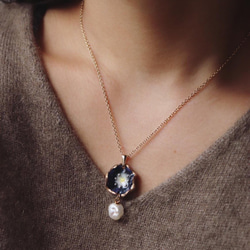 Flower pearl necklace (ネイビー)七宝焼き 4枚目の画像