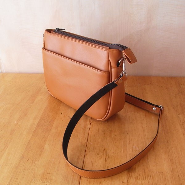ＫＲＫポシェット　キャメル・無地　受注生産