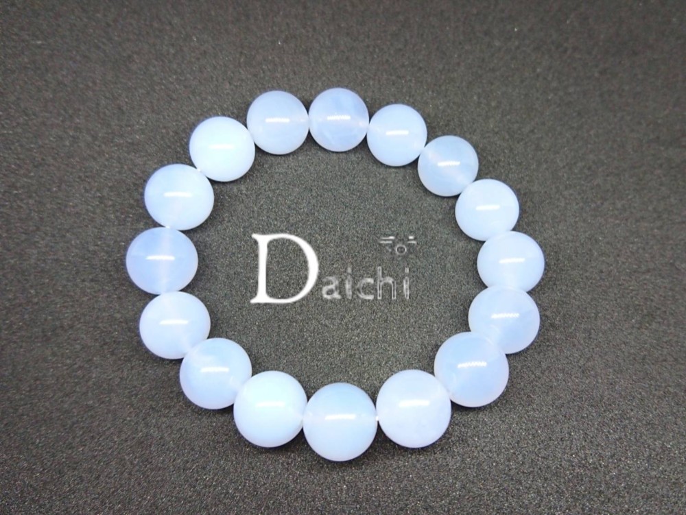 夏にピッタリの爽やかブレス！！！　ブルーカルセドニー（D-053）