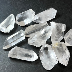 ブラジル産　ポイント水晶　原石50g ⑥ 1枚目の画像