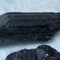 ブラックトルマリン原石　100g ⑤ 2枚目の画像