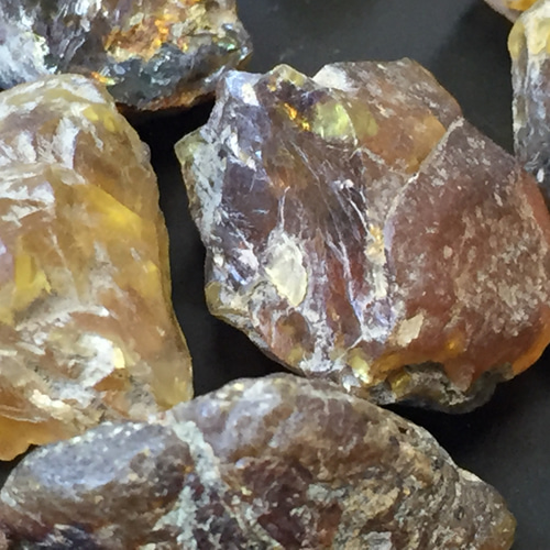 琥珀原石 磨いてみませんか？ 30g ④ 送料無料 サンドペーパー付き